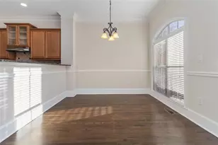 5460 Glenridge View, Atlanta, GA 30342 - Photo 7