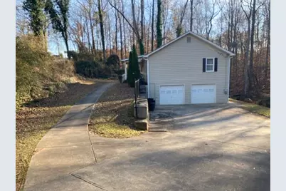 501 Wilbanks Street, Buford, GA 30518 - Photo 3