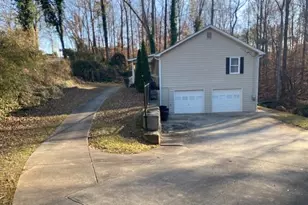 501 Wilbanks St, Buford, GA 30518 - Photo 3