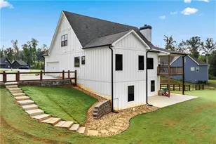 240 Oakwood Dr, Commerce, GA 30529 - Photo 47