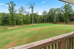 240 Oakwood Dr, Commerce, GA 30529 - Photo 17