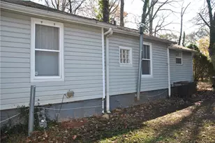 1384 Womack Ave, Atlanta, GA 30344 - Photo 23