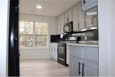 453 Fermwood Circle, Statham, GA 30666 - Photo 9