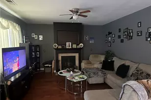 7295 Madison Cir, Union City, GA 30291 - Photo 5