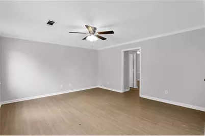 3033 Parkside Court, Snellville, GA 30078 - Photo 9