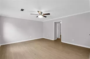 3033 Parkside Ct, Snellville, GA 30078 - Photo 9