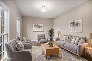 4521 S Roberts Dr, Sugar Hill, GA 30518 - Photo 5