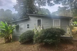 1586 Mary George Ave NW, Atlanta, GA 30318 - Photo 7