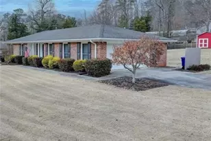 2111 Jade Dr, Canton, GA 30115 - Photo 43