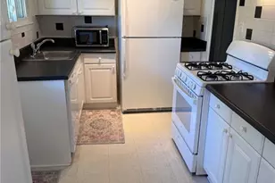 2961 Parkridge Dr NE, Atlanta, GA 30319 - Photo 3