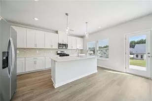 401 Tallulah Ln, Grayson, GA 30017 - Photo 9