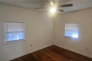 2596 Dale Creek Dr NW, Atlanta, GA 30318 - Photo 9