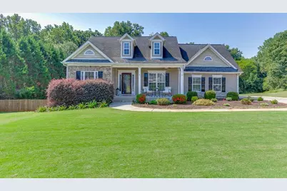 131 Wood Cove, Jefferson, GA 30549 - Photo 1