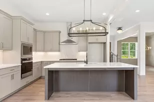 3375 Hillshire Dr, Cumming, GA 30028 - Photo 9