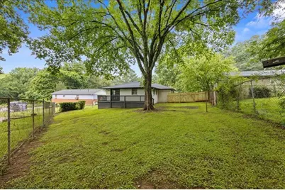 1553 McCallie Boulevard NW, Atlanta, GA 30318 - Photo 25