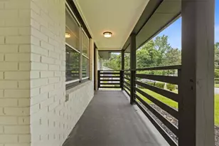 1553 McCallie Blvd NW, Atlanta, GA 30318 - Photo 3