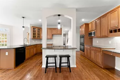 1070 Coleridge Way, Suwanee, GA 30024 - Photo 13