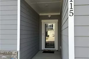 115 N Chesapeake Bay Dr, Locust Grove, GA 30248 - Photo 3