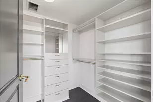 700 Park Regency Pl NE, Atlanta, GA 30326 - Photo 39