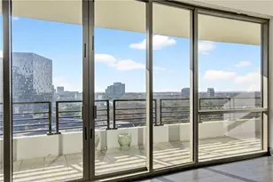 700 Park Regency Pl NE, Atlanta, GA 30326 - Photo 23