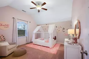 208 Ashley Glen Dr, Williamson, GA 30292 - Photo 17