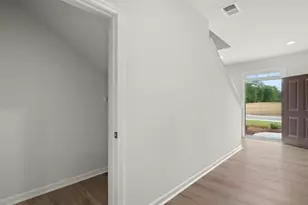 513 Oak View Ln, Dallas, GA 30157 - Photo 3