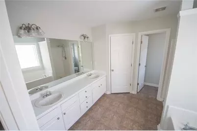 8145 Lockslay Way, Suwanee, GA 30024 - Photo 15