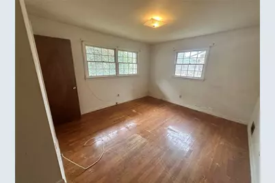 2703 Arrowood Drive, East Point, GA 30344 - Photo 9