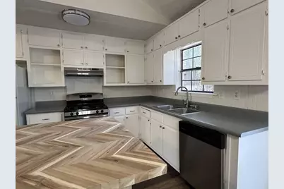 65 Fair Oaks Drive SE, Conyers, GA 30094 - Photo 5