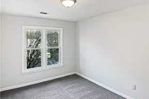 2454 Jacks View Ct, Snellville, GA 30078 - Photo 11