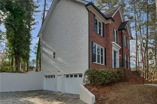 2454 Jacks View Ct, Snellville, GA 30078 - Photo 21