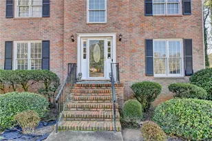 1093 Washington Lee Dr SW, Lilburn, GA 30047 - Photo 5