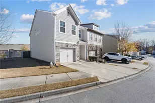 2212 Triple Crown Ln, Lithonia, GA 30058 - Photo 3