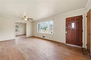 1655 Lucelle Ave, Stone Mountain, GA 30087 - Photo 3