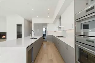 2425 Peachtree Rd, Atlanta, GA 30305 - Photo 9