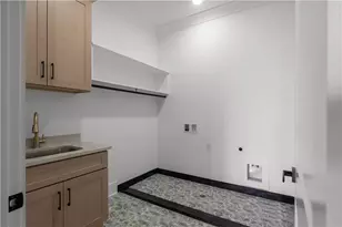 407 Thunder Rd, Buford, GA 30518 - Photo 113