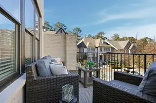 6435 Lucent Ln, Atlanta, GA 30328 - Photo 17