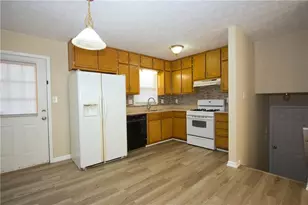 4656 Bristol Dr, Conyers, GA 30094 - Photo 3