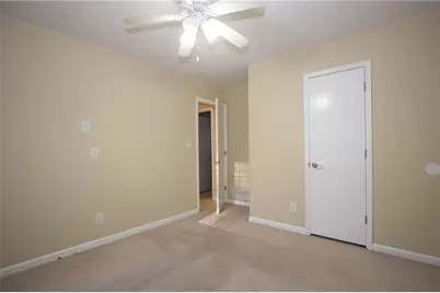 4656 Bristol Drive, Conyers, GA 30094 - Photo 5