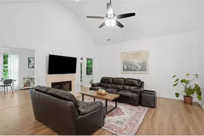 5730 Paces Place, Suwanee, GA 30024 - Photo 3