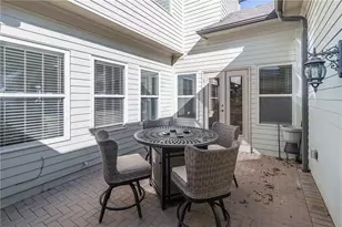 302 Barbados Ln, Suwanee, GA 30024 - Photo 5