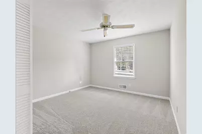 2045 Skyland Glen Drive, Snellville, GA 30078 - Photo 15