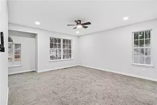 2355 Burdett Ridge Dr, Atlanta, GA 30349 - Photo 23