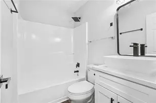 2355 Burdett Ridge Dr, Atlanta, GA 30349 - Photo 31