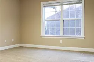 401 Myrtle Ct, Loganville, GA 30052 - Photo 17