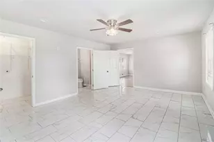 187 Hamilton E Holmes Dr, Atlanta, GA 30318 - Photo 13