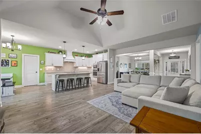 2305 Autumn Olive Way, Loganville, GA 30052 - Photo 17