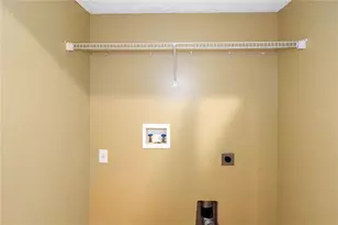 731 Bridgewood Ct, Lithonia, GA 30058 - Photo 35