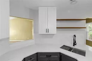 731 Bridgewood Ct, Lithonia, GA 30058 - Photo 13