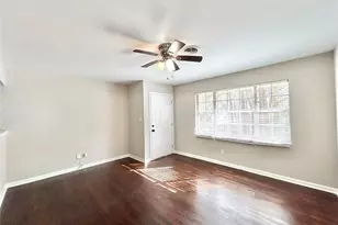 6496 Raymond Dr, Union City, GA 30291 - Photo 3